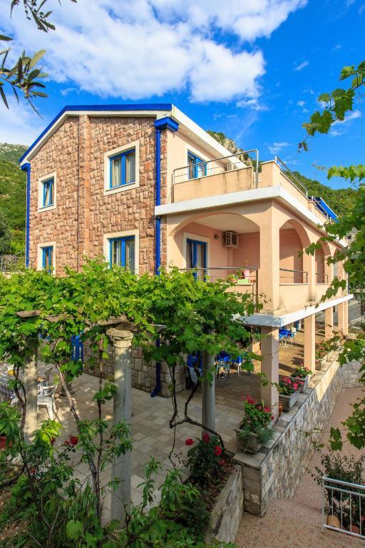 Apartmani Nica Sveti Stefan Bagian luar foto